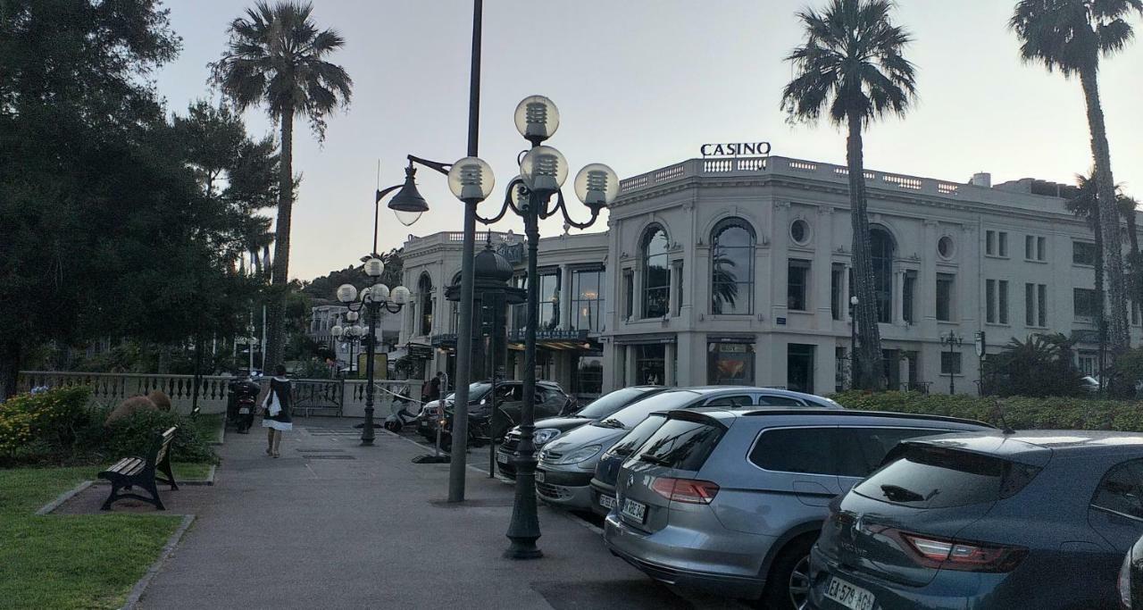 Vue Mer Exceptionnelle Entre Nice Et Monaco Villefranche-sur-Mer Eksteriør billede